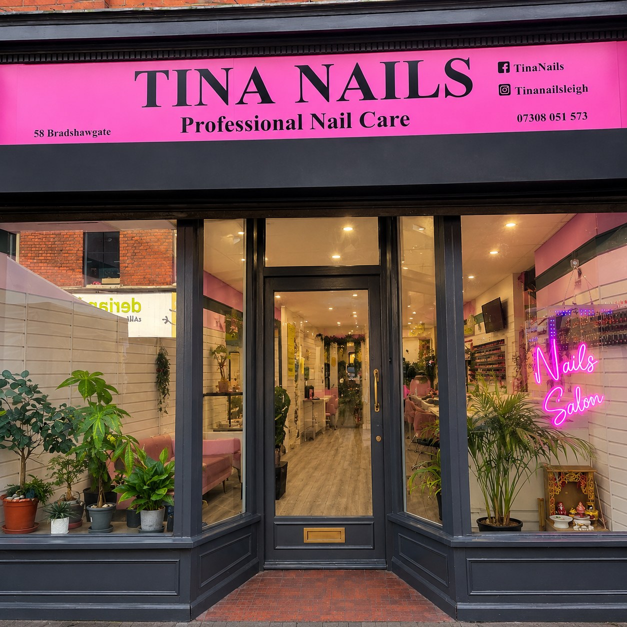 TiNa Nails