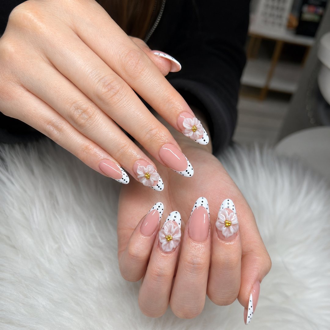 TiNa Nails 1